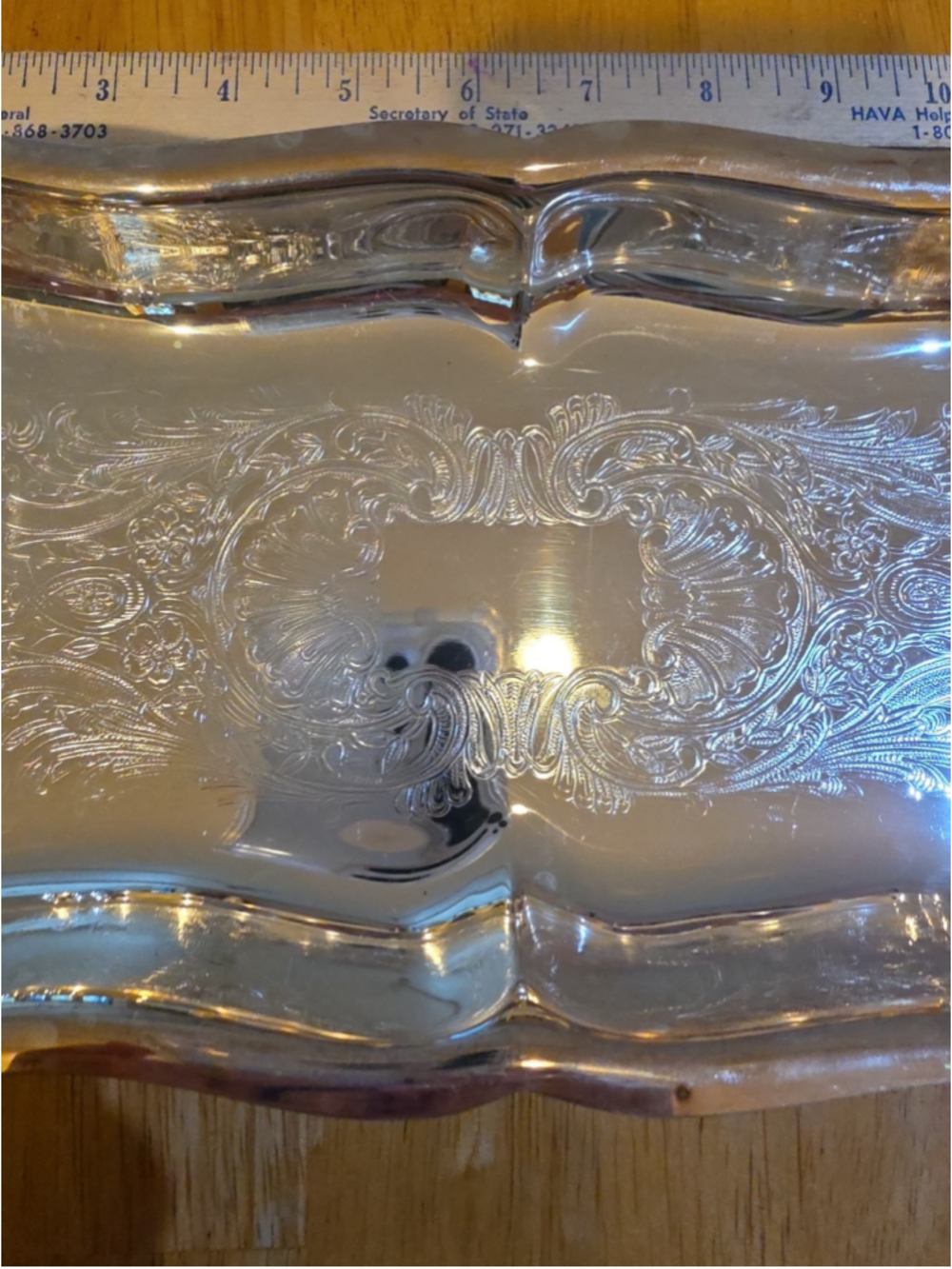 Vintage Leonard Silverplate Handled Butler Tray, Ornate Etched Scalloped Platter - Picture 6 of 11